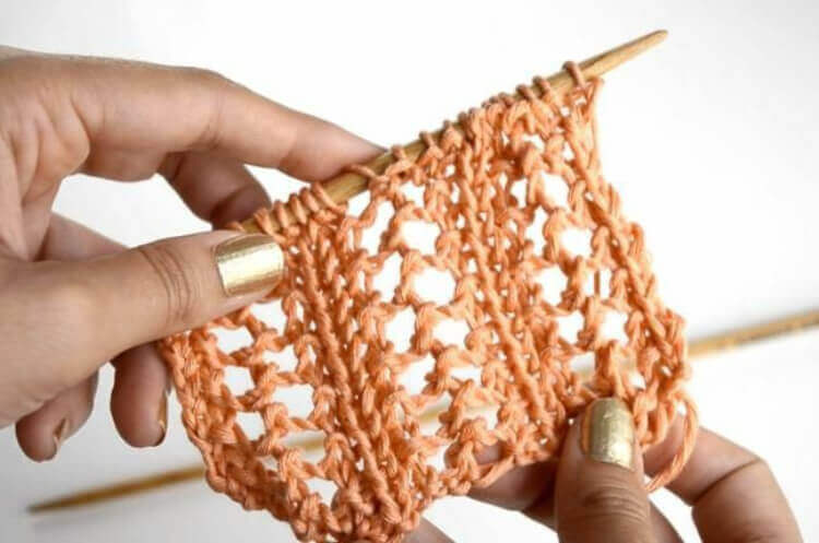 Collection of different knitting stitches to use in your own projects 