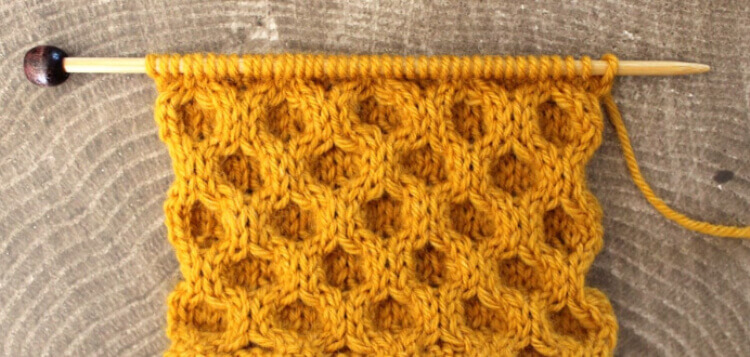 Knit stitch, Knitting