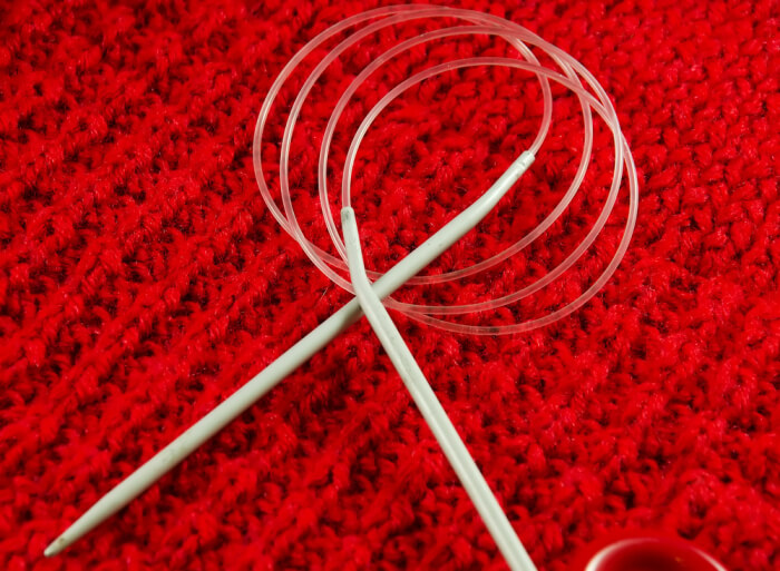 How I knit on 9inch circular needles 